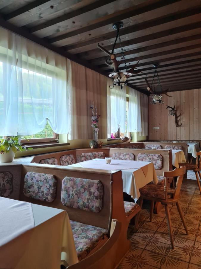 Gaestehaus Gamsblick ヴェルフェンヴェンク エクステリア 写真